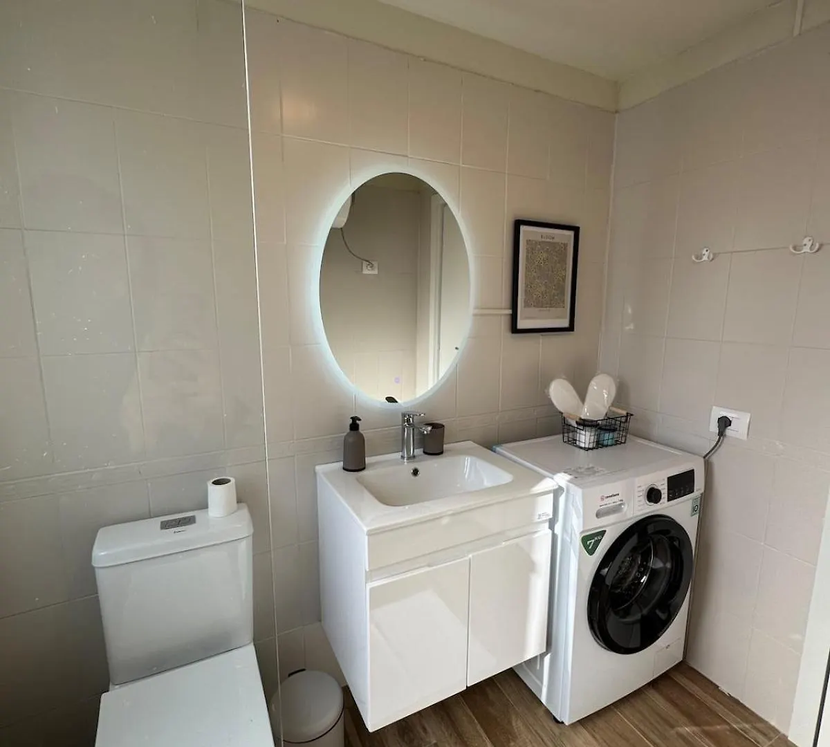 Ados Loft Apartment Center Tirana 0*,
